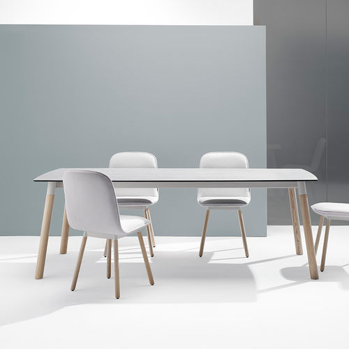 Tavolo contemporaneo - KÖLN  - MOBLIBERICA - in ceramica / con supporto in metallo / con supporto in frassino