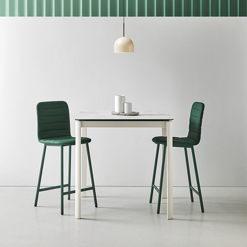 Tavolo alto contemporaneo - PEPPER  - MOBLIBERICA - in ceramica / con supporto in metallo / quadrato