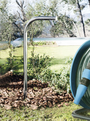 Colonna doccia da esterno - SPRING GARDEN: COL30.G - Fontealta - in acciaio inossidabile / su piede / contemporanea
