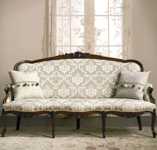 Divano in stile - CARLOTTA - VIMERCATI MEDA LUXURY CLASSIC FURNITURE - in tessuto / con braccioli / per cuscini
