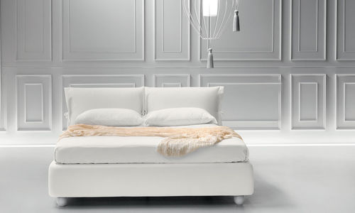 Letto matrimoniale - EDEN - noctis - contemporaneo / imbottito / in tessuto