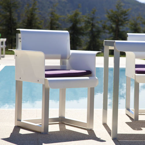Sedia contemporanea - WEST COAST - SACHI - Premium Outdoor Furniture - da esterno / in alluminio / per uso residenziale