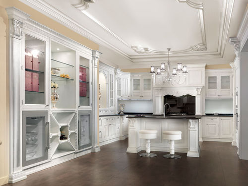 Cucina in stile - VENICE PRESTIGE - Onlywood SRL - in legno / con isola / con impugnature