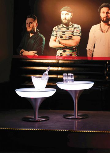 Tavolo da bistrot contemporaneo - LOUNGE M 45.55.75.105 - MOREE - in vetro / in ABS / con supporto in alluminio anodizzato