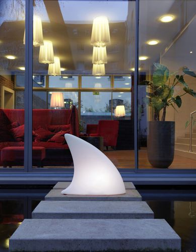 Lampada da pavimento - SHARK - MOREE - in plastica / design originale / senza fili