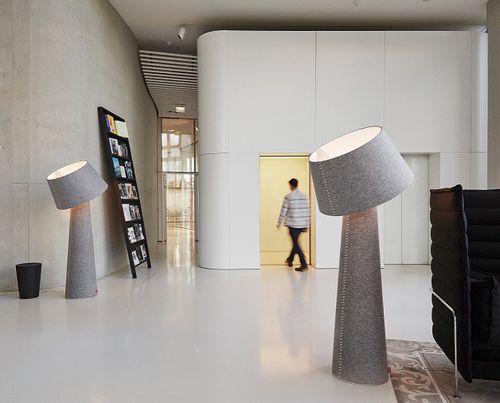 Lampada da terra - ALICE XL - MOREE - a sospensione / in feltro / contemporanea