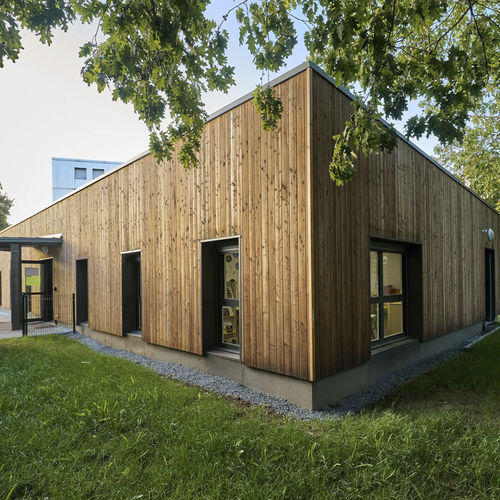Edificio prefabbricato - SAINT NAZAIRE 248 M² - Cougnaud - modulare / in legno massiccio / per scuola