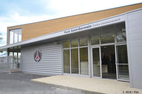 Edificio prefabbricato - PSG 1778 m²  - Cougnaud - in legno / per spogliatoio / contemporaneo