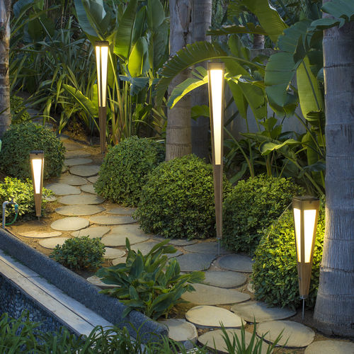 Torcia da giardino a pavimento - TECKA - LES JARDINS - in teak