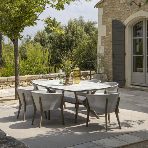 Tavolo da pranzo contemporaneo - SELVA - LES JARDINS - in HPL / con supporto in teak / ovale