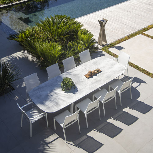 Tavolo contemporaneo - SAGAMORE - LES JARDINS - in HPL / con supporto in alluminio / rettangolare