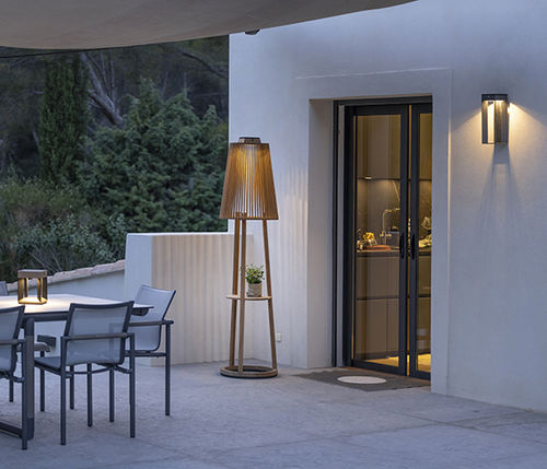 Lampione da giardino - TECKA - LES JARDINS - contemporaneo / in teak / LED