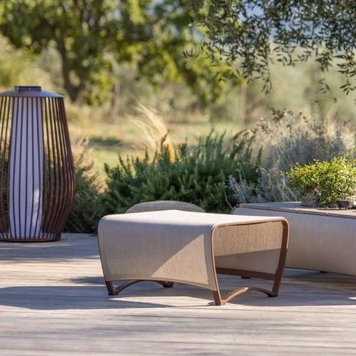 Poggiapiedi contemporaneo - JET STREAM - LES JARDINS - in Batyline® / in alluminio / da esterno