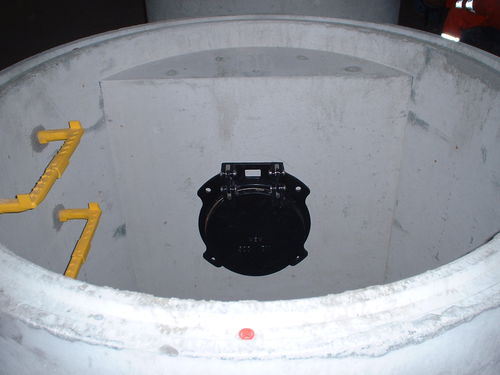 Pozzetto d'ispezione in calcestruzzo prefabbricato - NON-RETURN FLAP VALVE CHAMBERS - CPM Group Ltd 