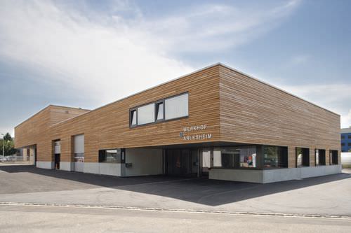 Rivestimento di facciata in pannelli - ARLESHEIM - Haring Engineering Ltd  - in legno / con scanalature