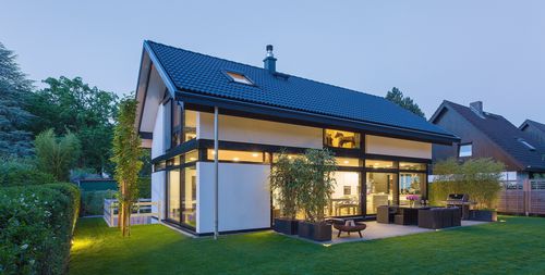 Casa prefabbricata - MODUM 6 SAMPLE 1 - Huf Haus  - ecologica / contemporanea / a due piani