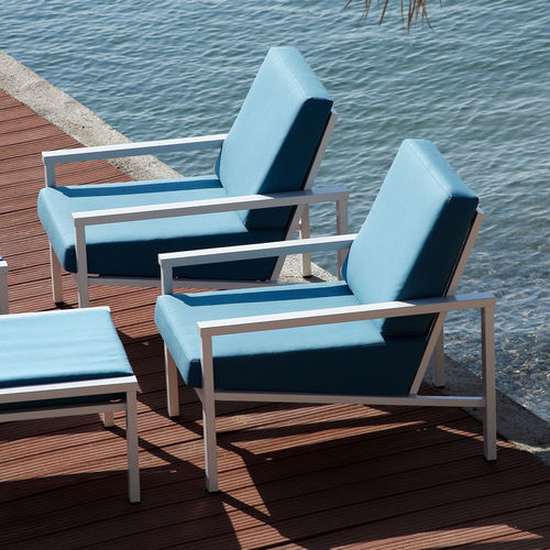 Poltrona contemporanea - Equinox  - Barlow Tyrie - in Sunbrella® / in acciaio inossidabile / con cuscino rimovibile