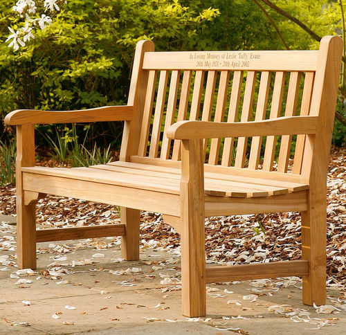 Panca da giardino classica - Glenham  - Barlow Tyrie - in teak / con schienale / con braccioli