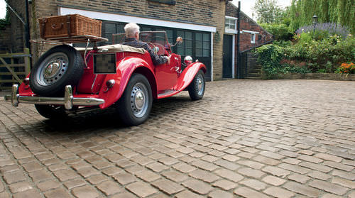Pavé in pietra ricostituita - DRIVESYS THE ORIGINAL COBBLE - Marshalls plc  - carrabile