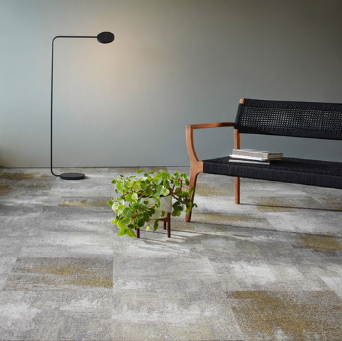 Moquette a quadrotte - COMFORTABLE CONCRETE RETOLD  - Milliken Contract  - tufted / bouclé / in nylon