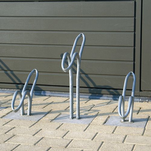 Rastrelliera per biciclette a pavimento - SOLO - VelopA - per spazi pubblici / in acciaio / professionale