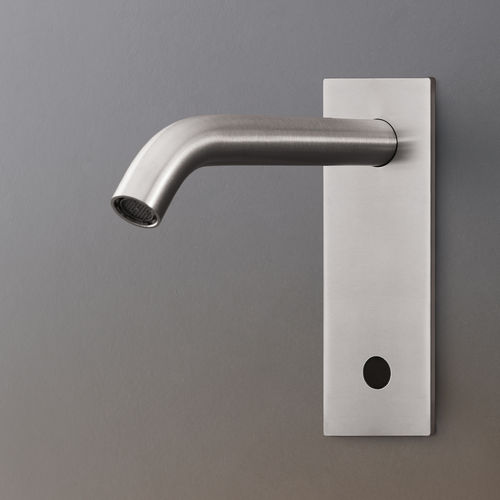Miscelatore per lavabo - MIL04R - CEADESIGN - da parete / a infrarossi / in acciaio inossidabile