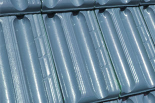 Tegola marsigliese - 155A86-155A87 - Tognana industrie e fornaci - in terracotta / blu / smaltata