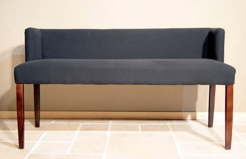 Divanetto imbottito classico - CLINTON - HAZENKAMP FURNITURES BV - in tessuto / con schienale / grigio