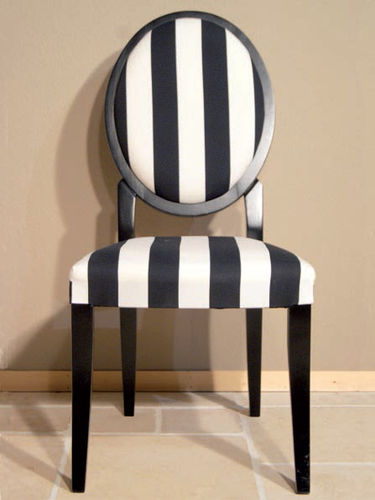 Sedia in stile - HAZENKAMP FURNITURES BV - in tessuto / a medaglione / per uso residenziale