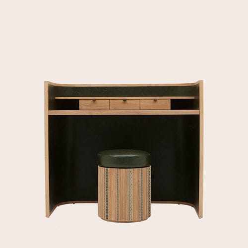 Scrivania da terra - PLEATED SECRETAIRE - NADA DEBS - contemporanea / in noce americano / curva