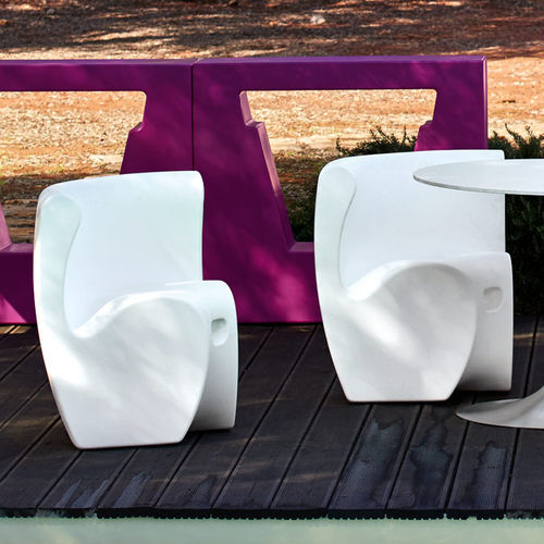 Sedia contemporanea - RHONDA - Myyour - da esterno / in polietilene / con base in polietilene