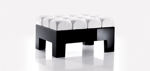 Ottomana contemporanea - MODÌ - Myyour - in tessuto sintetico / quadrata / resistente agli UV