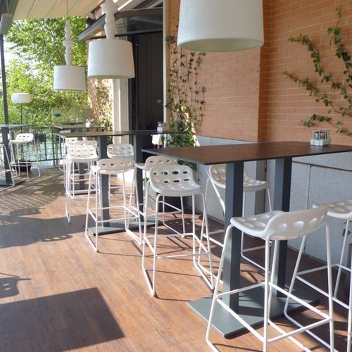 Sedia alta contemporanea - CHIPS - Myyour - da esterno / in polietilene / con base in polietilene