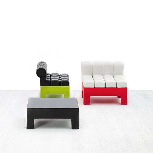 Poltrona contemporanea - MODÌ - Myyour - in tessuto / in plastica / resistente agli UV