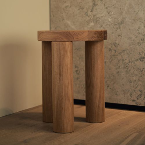 Sgabello contemporaneo - OFFSET - Resident - in rovere