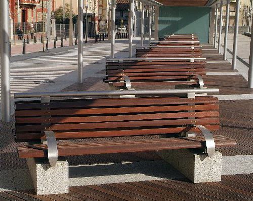 Panca per spazi pubblici contemporanea - BEN - Urbes 21 - in legno / in acciaio inossidabile / in granito