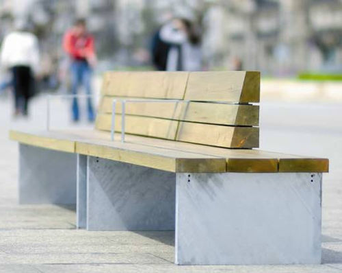 Panca per spazi pubblici contemporanea - TEMPO - Urbes 21 - in pino / in acciaio galvanizzato / con schienale