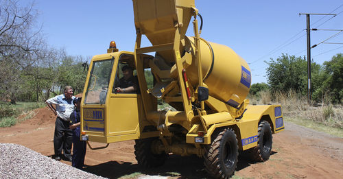 Autobetoniera diesel - 2.5 TT - CARMIX - per cantiere / di carico / elettrica
