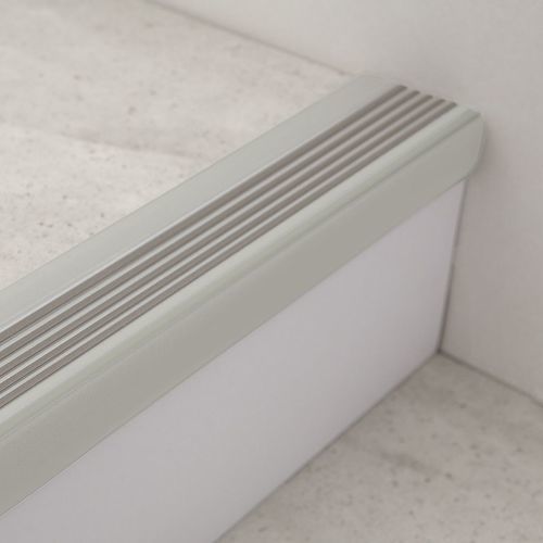 Profilo per gradini in PVC - TKNG A 45 - DÖLLKEN Profiles GmbH - in copolimero / polimerico / antiscivolo