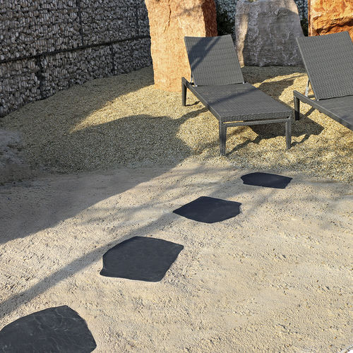 Percorso di pietre - STONE GRES - PASSO GIAPPONESE ARDESIA - GRANULATI ZANDOBBIO SPA