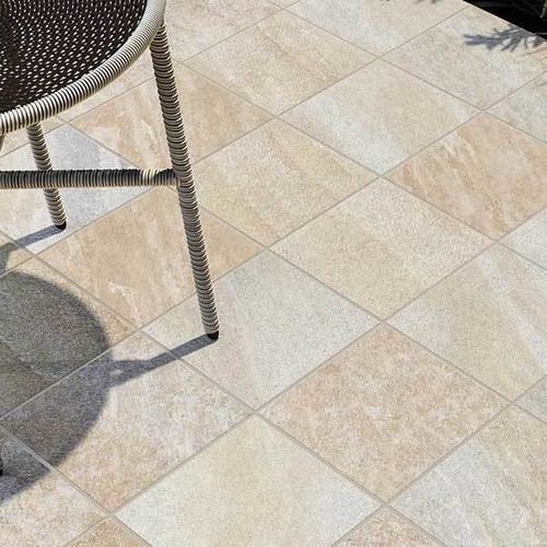 Pavimento in pietra sinterizzata - MIDLAKE QUARTZ - GRANULATI ZANDOBBIO SPA - da esterno / residenziale / a quadrotte