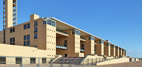 Paramento in legno - STADE DE MARRAKECH  - Jet contractors - per esterni / aspetto legno