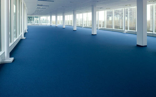 Moquette tufted - MILLENNIUM - MODULYSS  - bouclé / sintetica / per il settore terziario