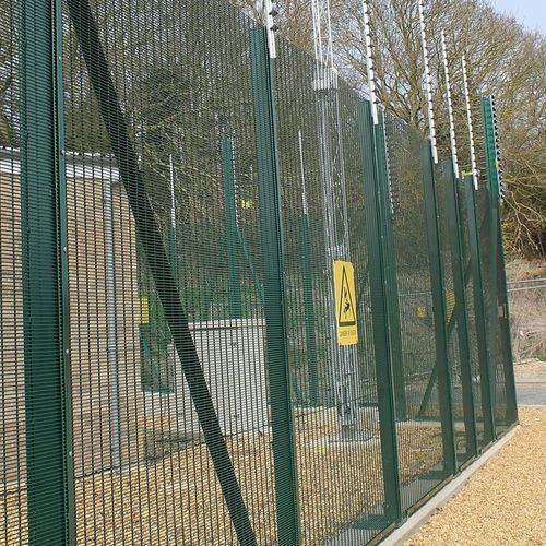 Recinzione a maglia saldata - Hisec super 6 CPNI - ZAUN FENCING  - industriale / in metallo / grigia
