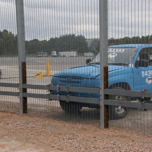 Recinzione in rete metallica - HiSec Super  - ZAUN FENCING  - industriale / per spazio pubblico / in acciaio galvanizzato