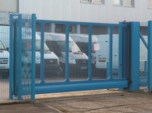 Cancello scorrevole - Terror Stopper PAS 68 - ZAUN FENCING  - in acciaio / a sbarre / a maglia saldata