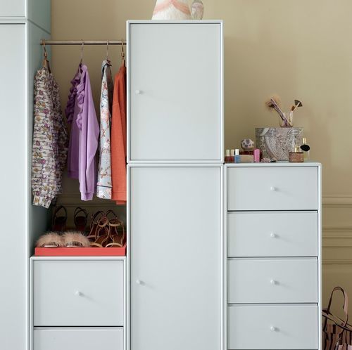 Mobile contenitore da terra - 1343 - Montana Furniture - da parete / con rotelle / contemporaneo
