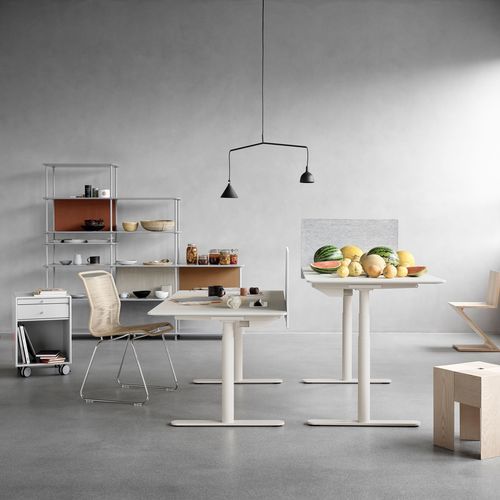Scrivania da terra - HILOW2160 - Montana Furniture - contemporanea / in laminato / dritta