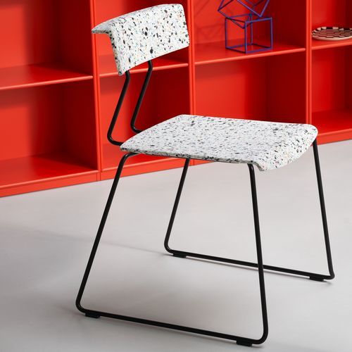 Sedia da pranzo contemporanea - Aveny-T - Montana Furniture - da interno / in plastica riciclata / con supporto in acciaio laccato