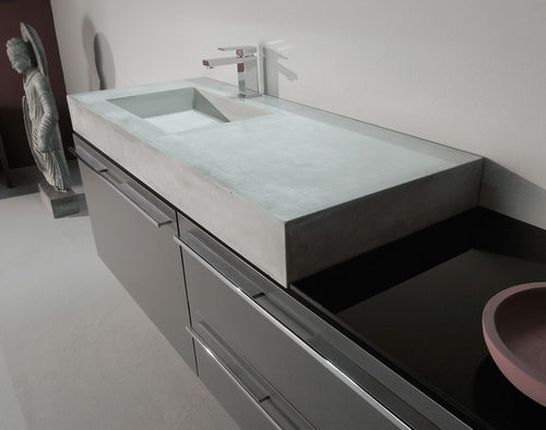 Lavabo da appoggio - ARTIQUA 112 - ARTIQUA GmbH - in calcestruzzo / con piano integrato / rettangolare